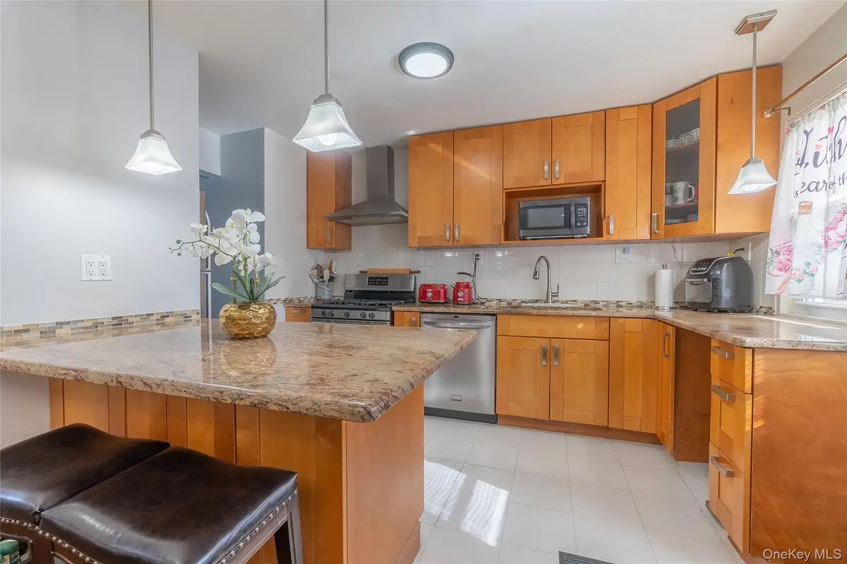 25708 147th Avenue, Rosedale, NY 11422 - #1