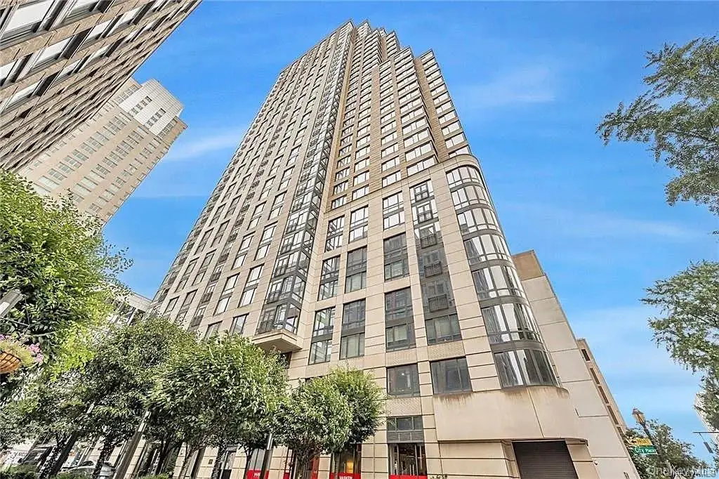 10 City Place #3D, White Plains, NY 10601 - #1