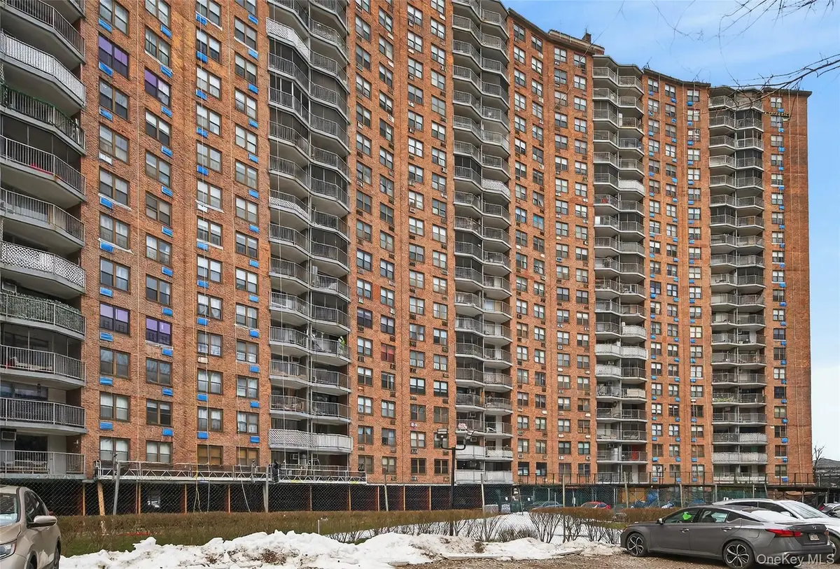 90-50 Union Turnpike #15H, Glendale, NY 11385 - #1