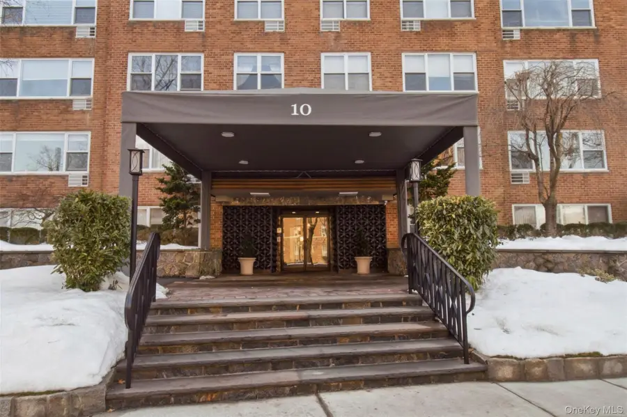 10 Old Mamaroneck Road #5C, White Plains, NY 10605 - #2