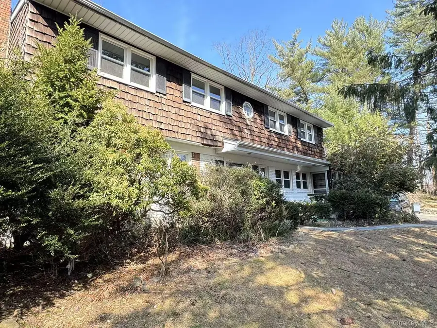 499 Stonytown Road, Manhasset, NY 11030 - #3