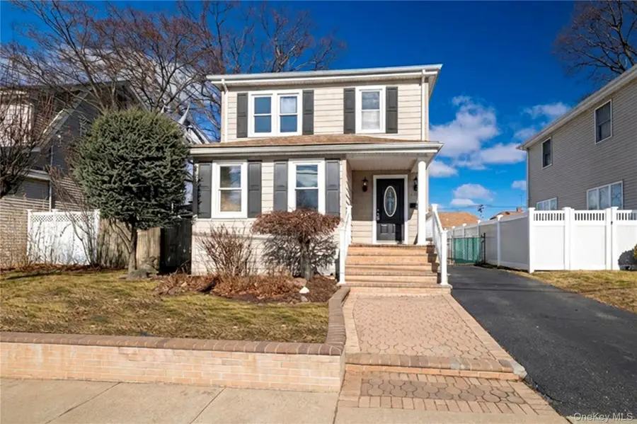 101 Harris Avenue, Freeport, NY 11520 - #3