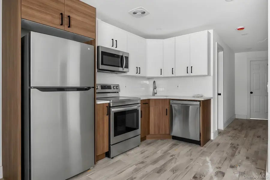 1657 Tillotson Avenue, Bronx, NY 10469 - #3