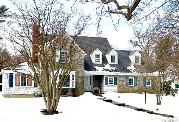 448 Abbey Road N, Manhasset, NY 11030