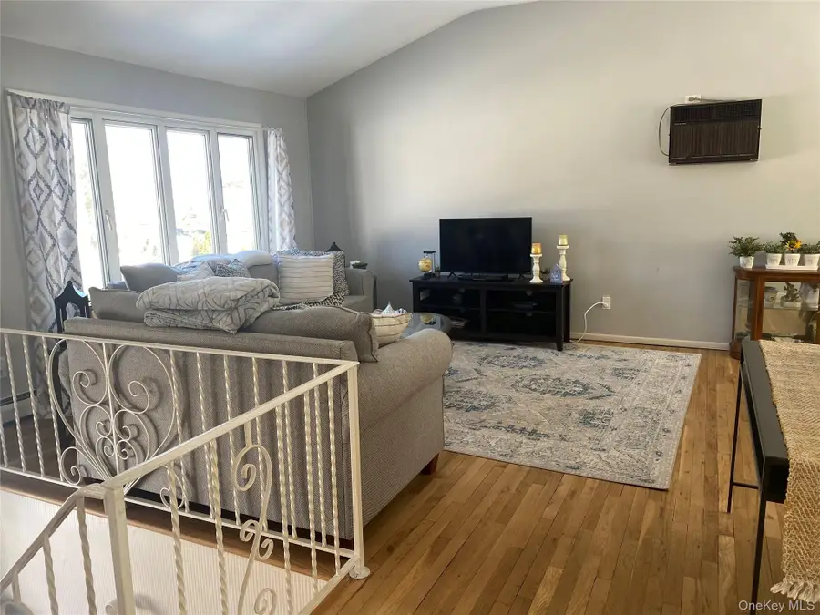 Address Withheld By Seller, Hauppauge, NY 11788 - #2