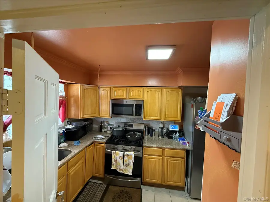 Address Withheld By Seller, Springfield Gardens, NY 11413 - #3