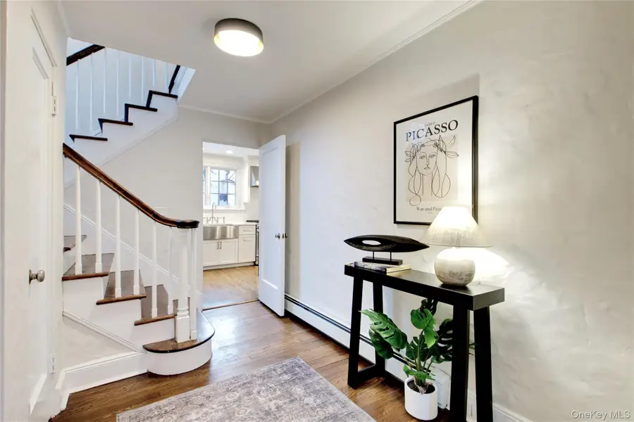 27 Oakland Drive, Port Washington, NY 11050 - #3