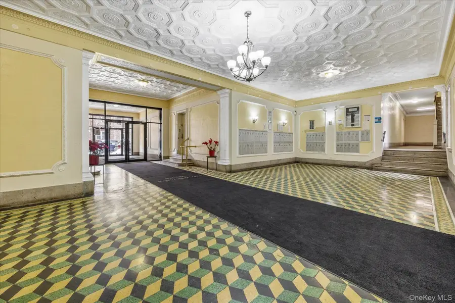 2187 Holland Avenue #4G, Bronx, NY 10462 - #2