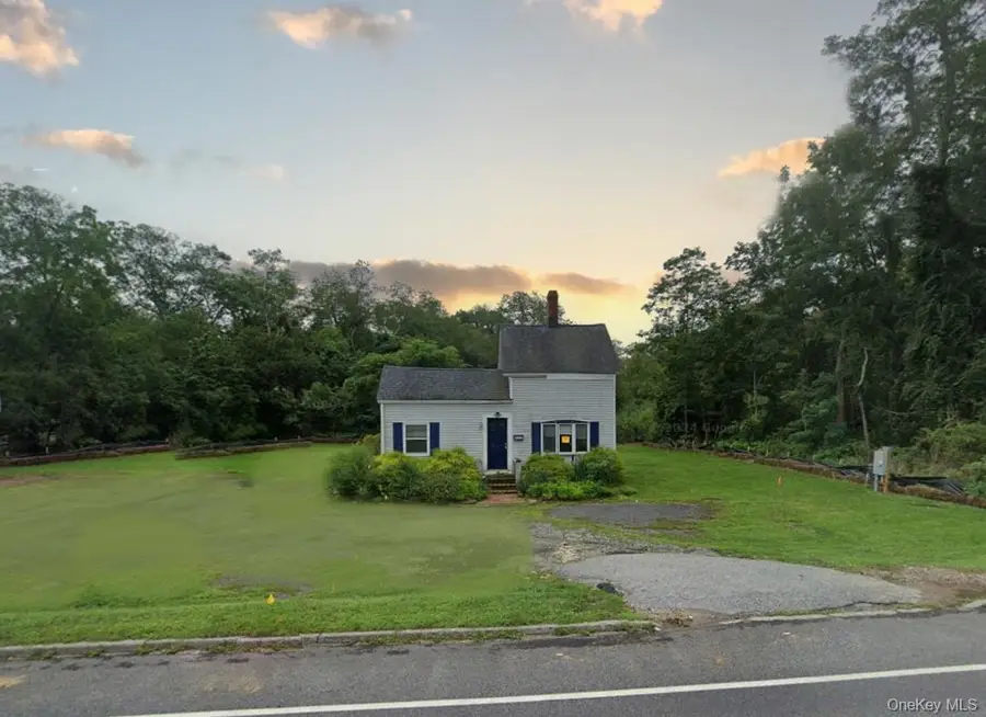 23900 Main Road, Cutchogue, NY 11935 - #2