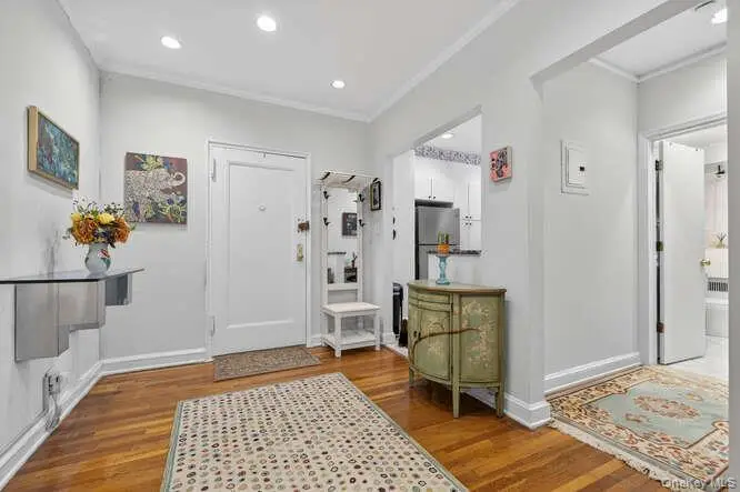 26 Hamilton Place #A2, Garden City, NY 11530 - #2