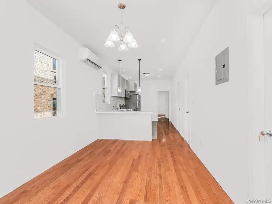 940 E 212th Street, Bronx, NY 10469 - #2