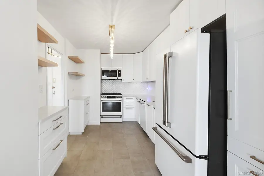 2500 Johnson Avenue #6S, Bronx, NY 10463 - #3