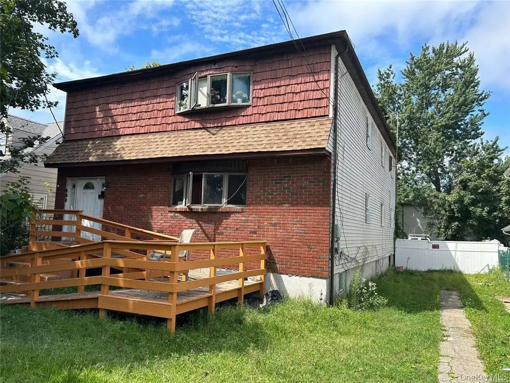 727 Roman Avenue, Westbury, NY 11590 - #1