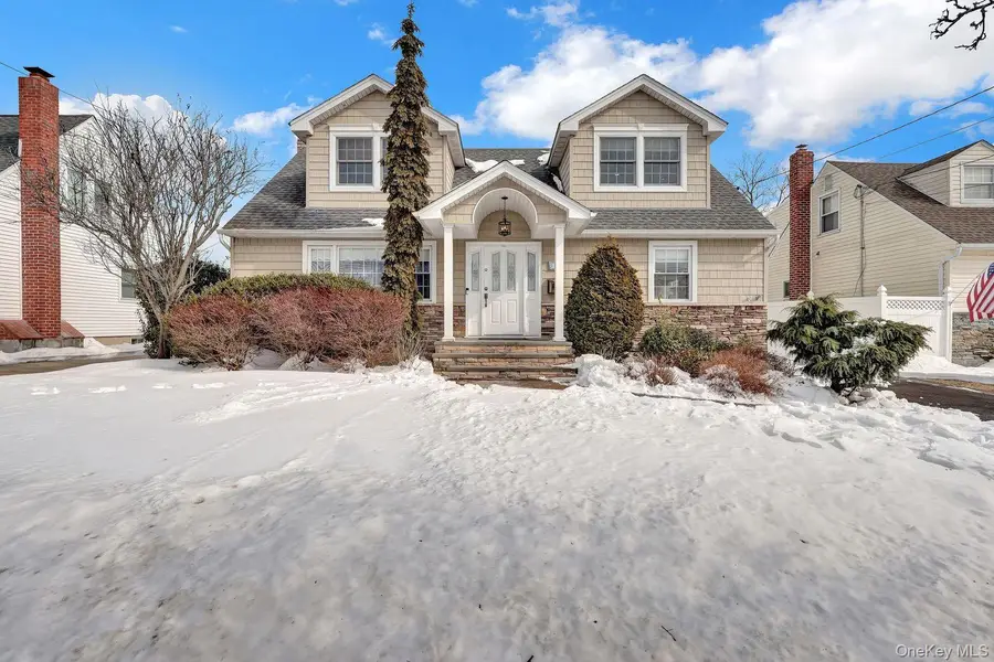 1315 Little Neck Avenue, North Bellmore, NY 11710 - #3