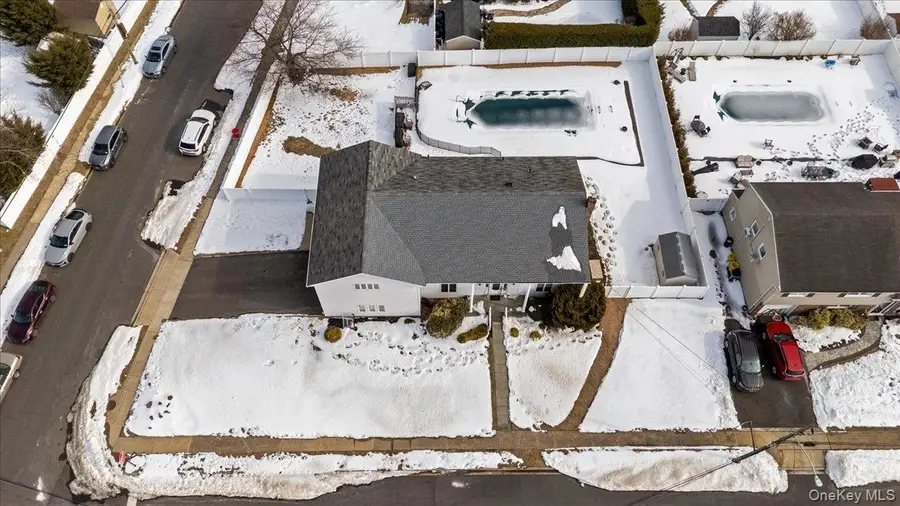 5 Lafayette Place, Massapequa, NY 11758 - #2