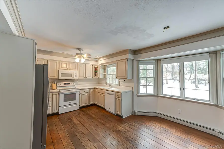 2 Sea View Lane, Mount Sinai, NY 11766 - #3