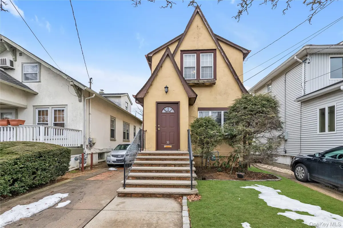 30 Putnam Avenue, Lynbrook, NY 11563 - #1