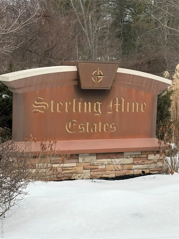 96 Juniper Terrace, Tuxedo Park, NY 10987