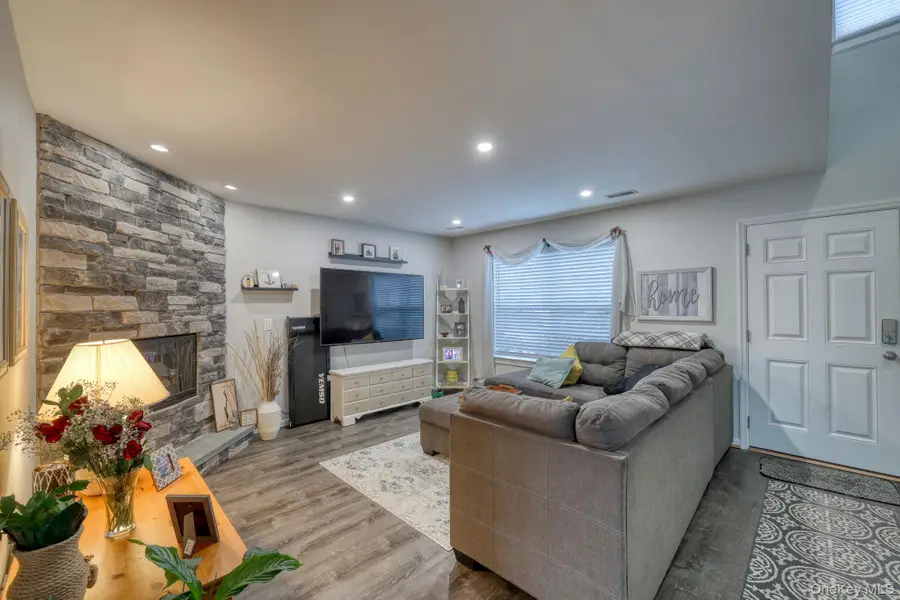 614 Crab Apple Lane, New Windsor, NY 12553 - #3