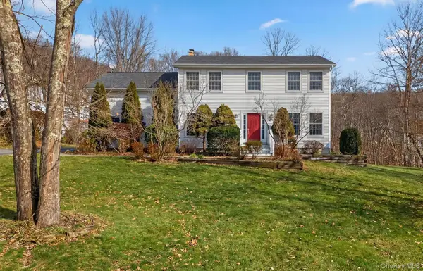 8 Cardinal Court, Tuxedo Park, NY 10987