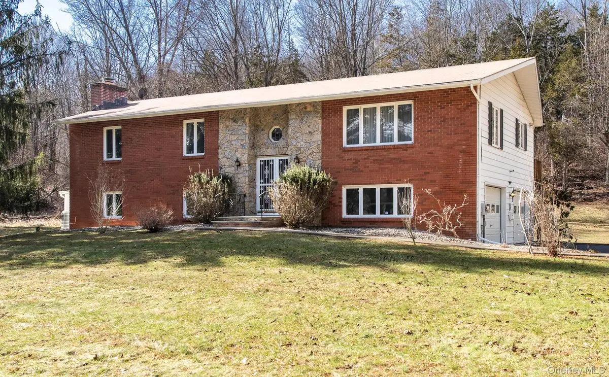 7 Finnish Lane, Lagrangeville, NY 12540 - #1