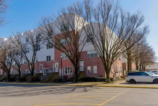 233 Sunset Boulevard, Bronx, NY 10473
