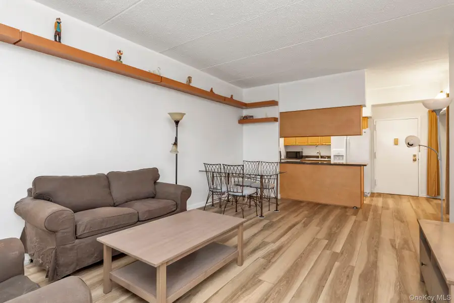 725 Miller Avenue #106, Freeport, NY 11520 - #3