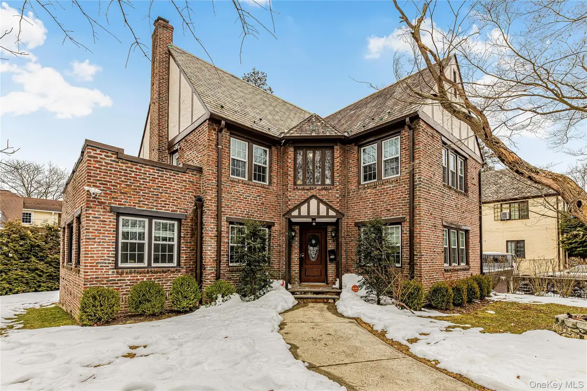 255 Pennsylvania Avenue, Mount Vernon, NY 10552 - #1