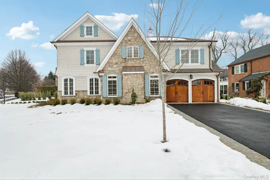 133 Newmarket Road, Garden City, NY 11530 - #2