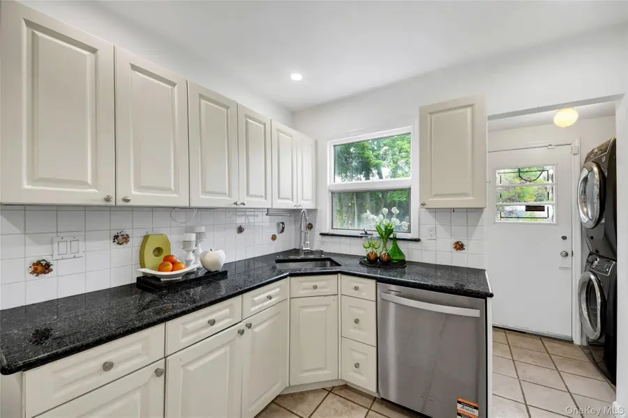 10 Cherry Avenue, New Rochelle, NY 10801 - #3