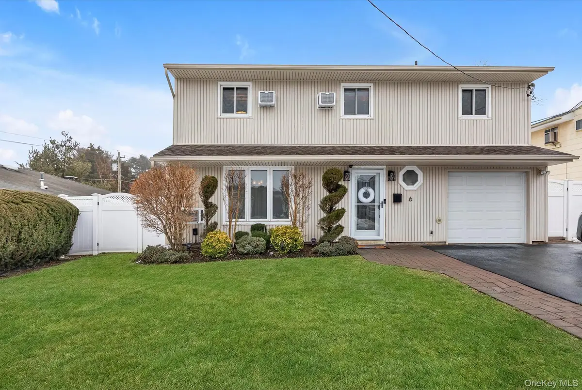 6 Cedar Drive E, Plainview, NY 11803 - #1