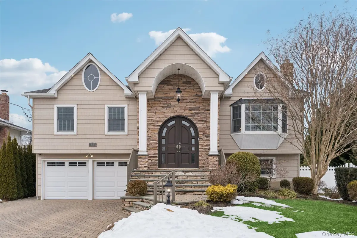 1827 Glenn Lane, Merrick, NY 11566 - #1