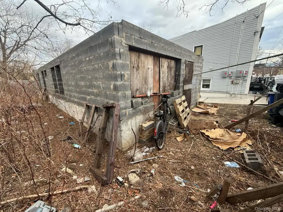 983 Crescent Street, Brooklyn, NY 11208 - #2