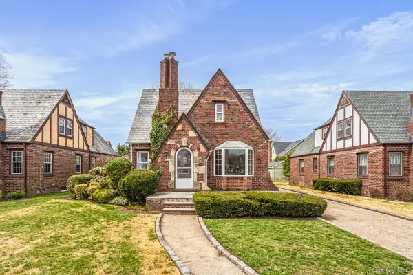 112 New Hyde Park Road, Garden City, NY 11530