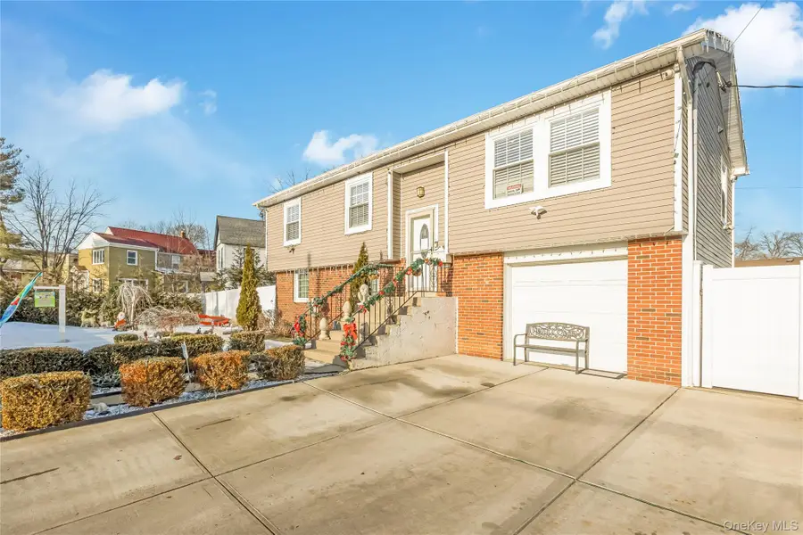 128 Park Avenue, Roosevelt, NY 11575 - #2