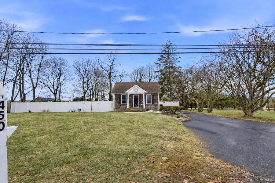 Address Withheld By Seller, East Patchogue, NY 11772 - #2