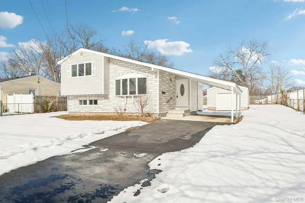 17 Laurie Road, Brentwood, NY 11717 - #1