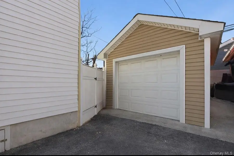 10478 129th Street, South Richmond Hill, NY 11419 - #3