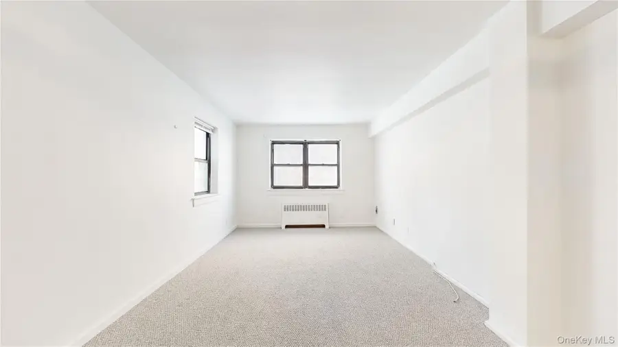 61 White Oak Street #2G, New Rochelle, NY 10801 - #3