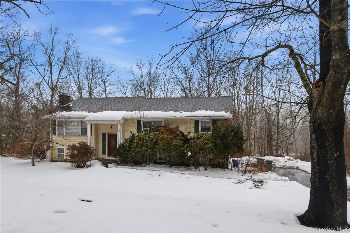 2327 Vista Court, Yorktown Heights, NY 10598 - #1