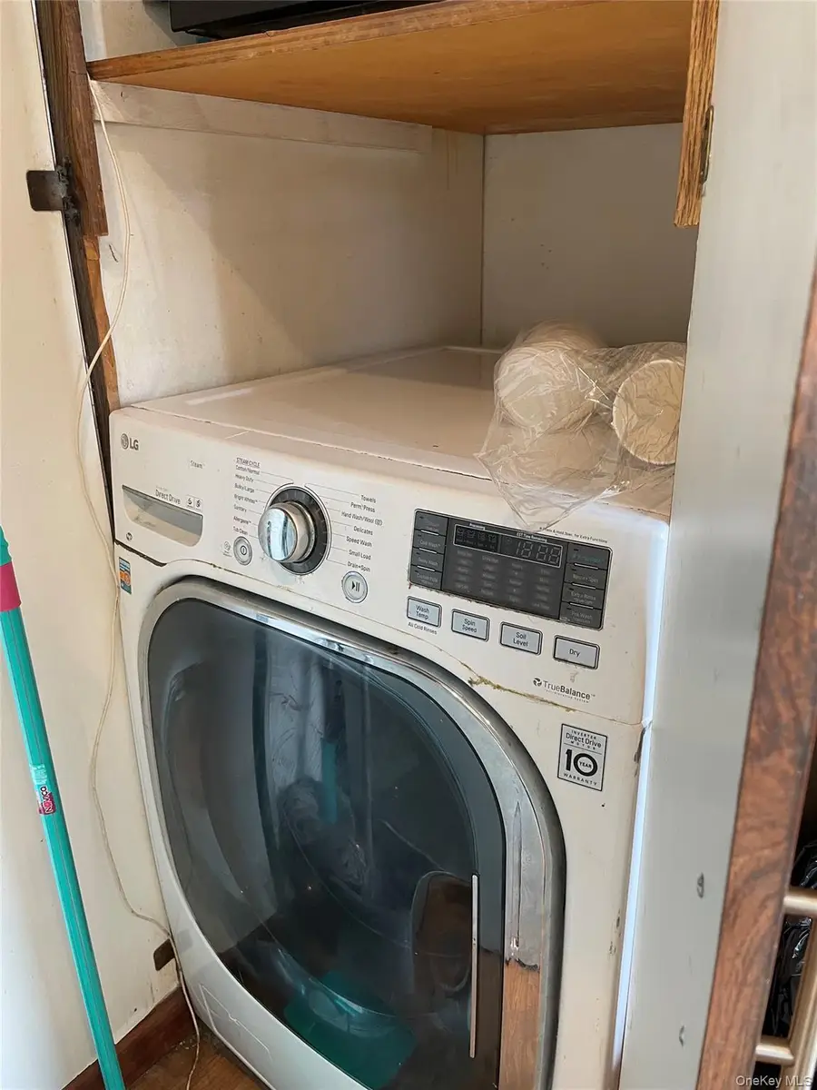 5828 251st Street #212, Little Neck, NY 11362 - #3