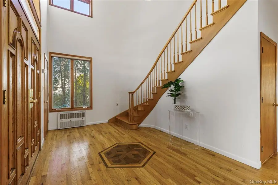 174 Lawrence Avenue, Eastchester, NY 10709 - #2