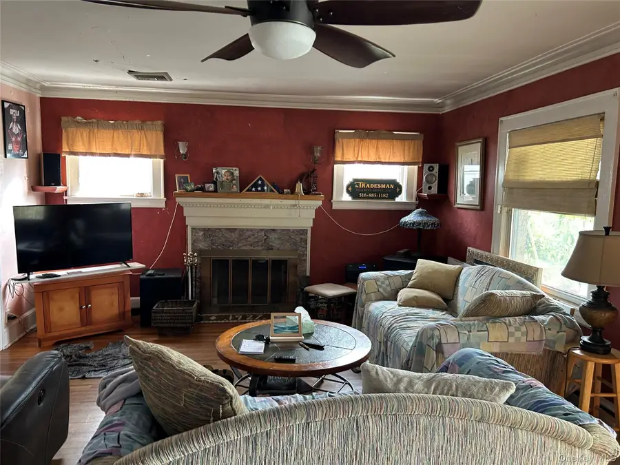 39 Robert Street, Patchogue, NY 11772 - #3