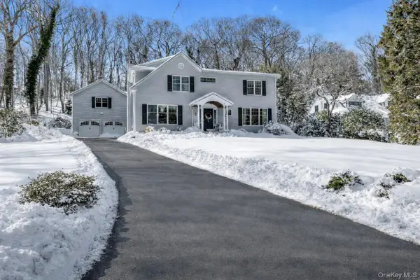 251 Vineyard Road, Huntington Bay, NY 11743