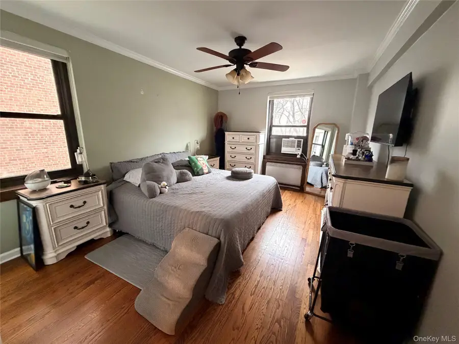 7311 210th Street #1O, Oakland Gardens, NY 11364 - #3