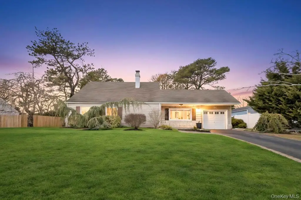 60 White Pine Way, Medford, NY 11763 - #1