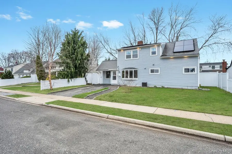 26 Family Lane, Levittown, NY 11756 - #2