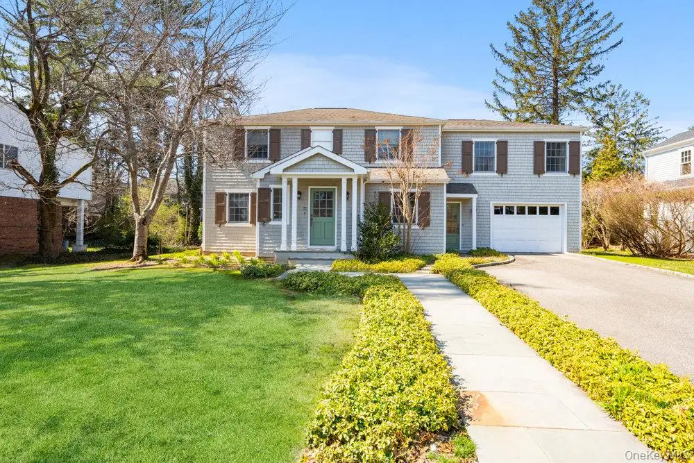 75 Oakdale Lane, East Hills, NY 11577 - #1