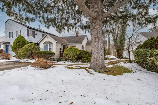 2452 Coolidge Avenue, North Bellmore, NY 11710