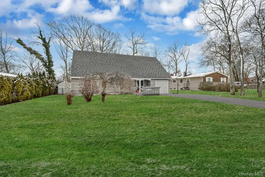 47 Holiday Boulevard, Center Moriches, NY 11934 - #3